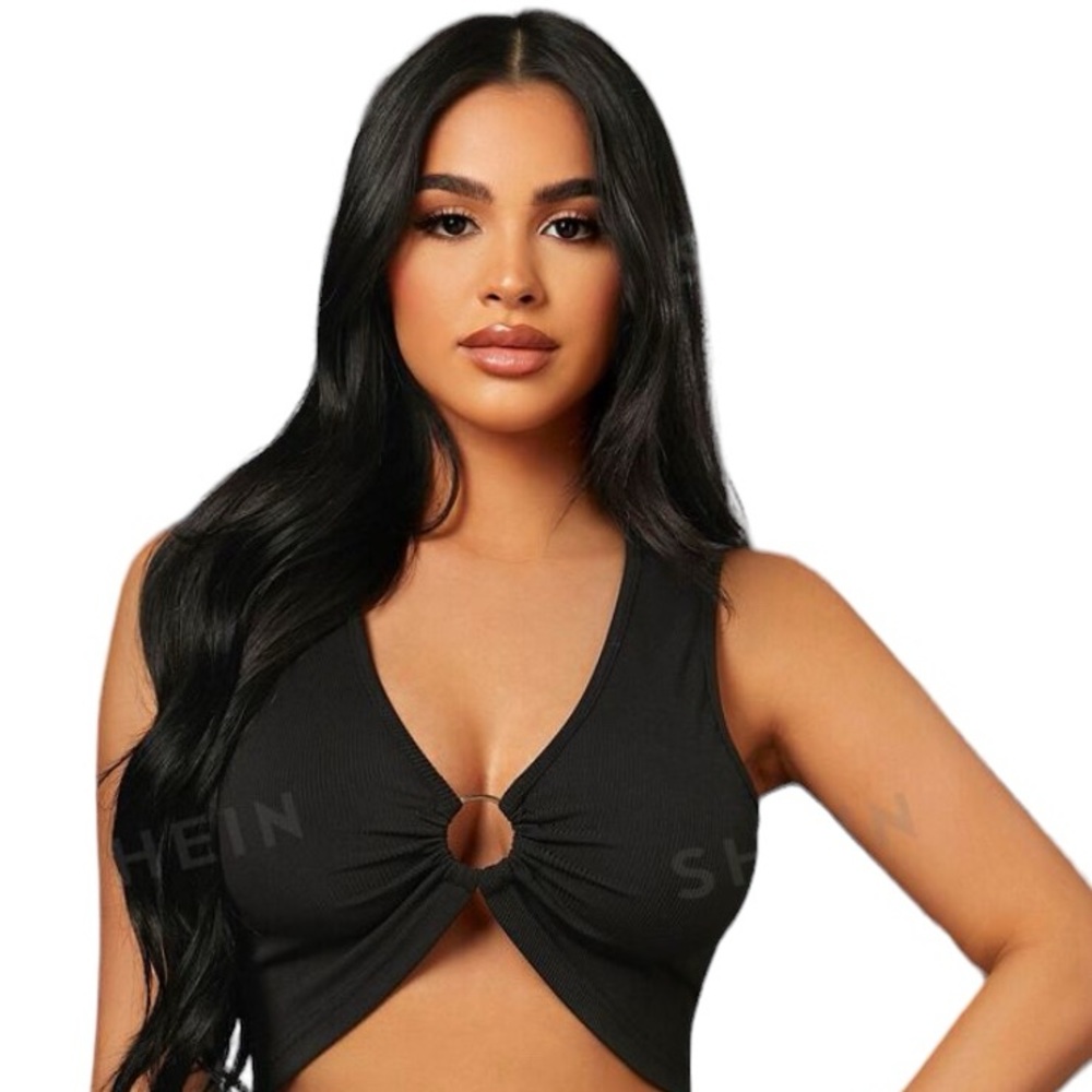 BLACK CROP TOP